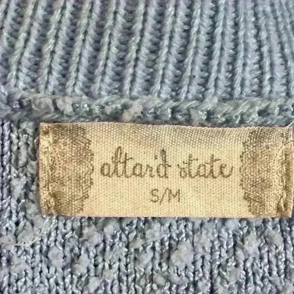 Altar’s State Women’s Light Blue Textured Sweater. Size S/M. 100% polyester. - Picture 5 of 7